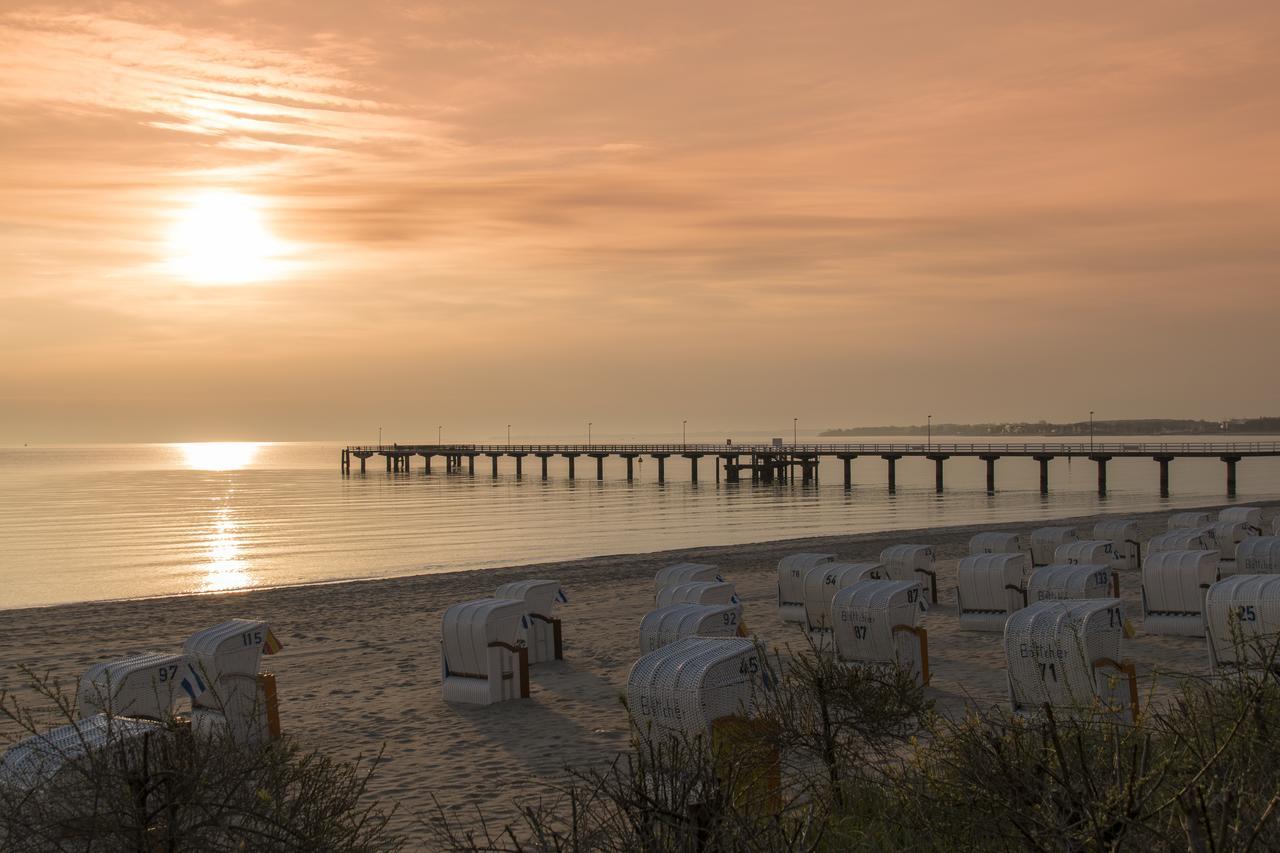Landhaus Carstens Timmendorfer Strand Esterno foto